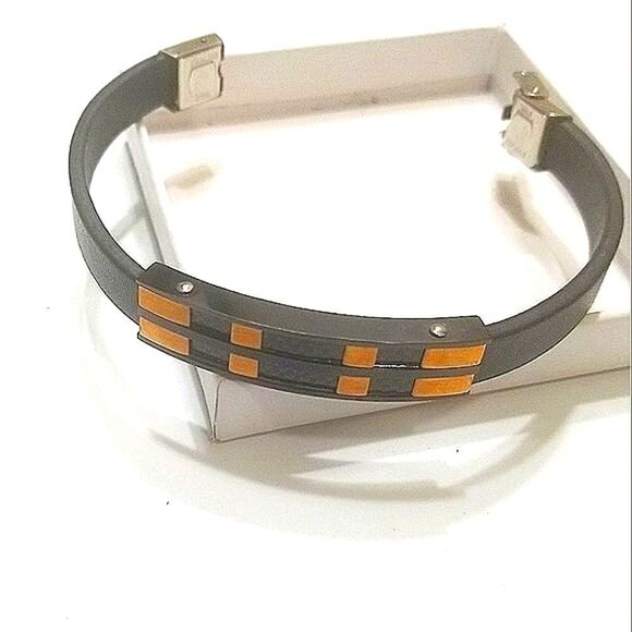 Titanium stainless steel black Leather band Bracelet. - Picture 1 of 7